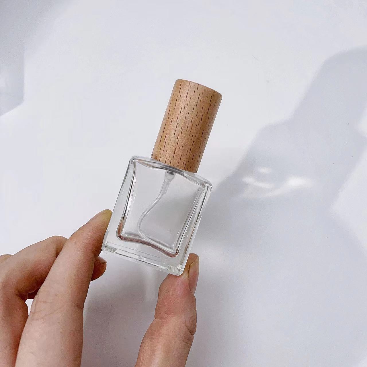 Flcopropriété pulvérisateur de - Perfume Fragrance Book avis et prix